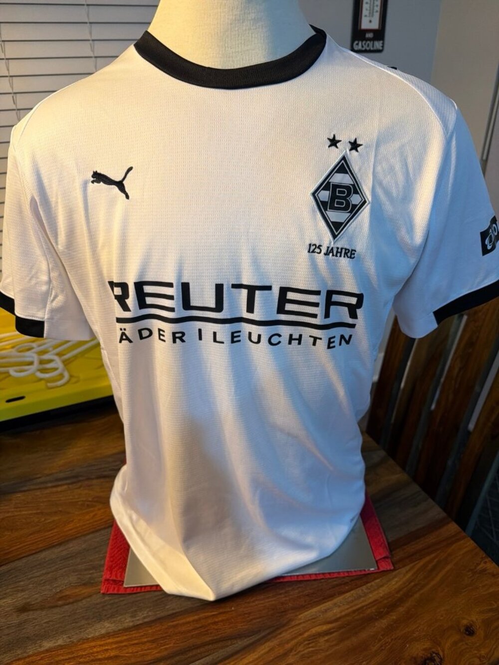 Source Unknown: Borussia Mönchengladbach 2025/26 Home Jersey
